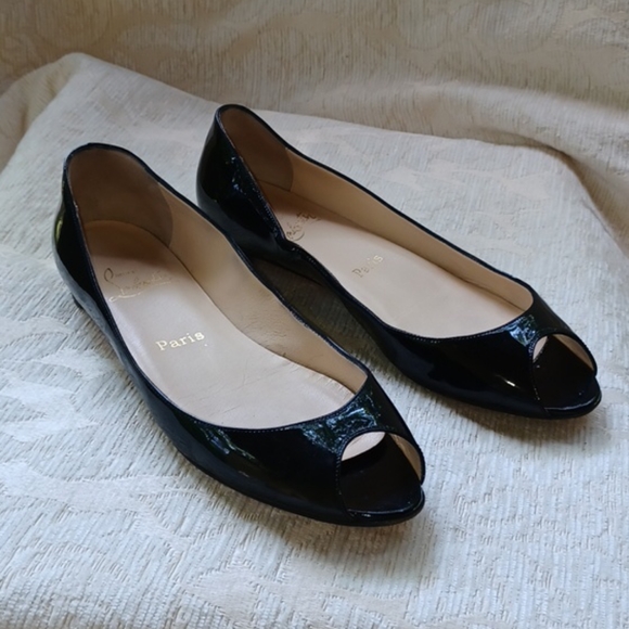 Christian Louboutin flats. - Picture 6 of 13
